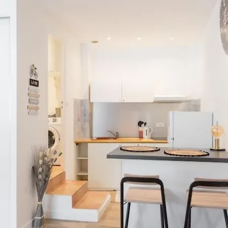 Magnifique Studio A Bompard Proche De La Plage Apartment