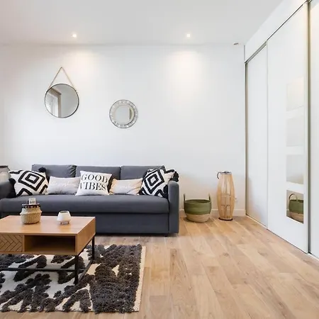 Apartment Magnifique Studio A Bompard Proche De La Plage Marseilles